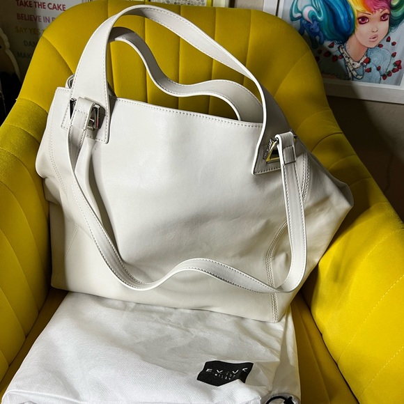 Vegan Handbag by Evve Milano - Picture 2 of 4